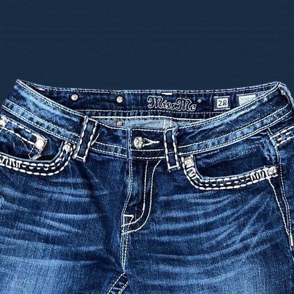 Miss Me Bedazzled Easy Capri Dark Wash Jeans - Picture 3 of 5